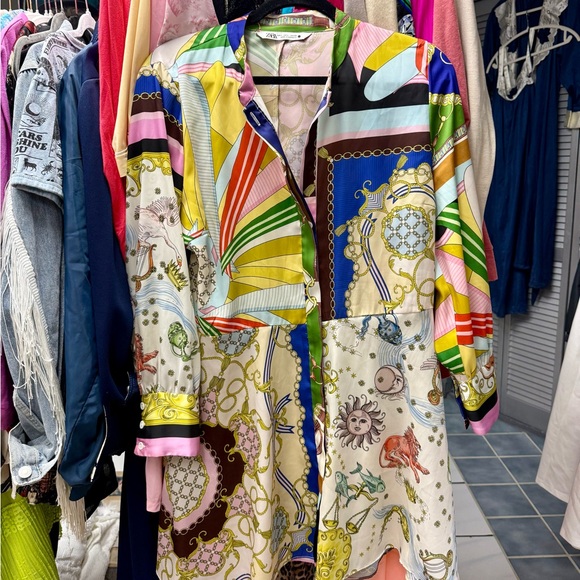 Spring Summer 2026 Collection Preview at @lisaosnow - Picture 8 of 16